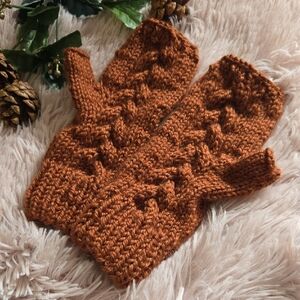 Handknit AlpacFingerless cabled pattern mittens wrist warmers gloves Brown
